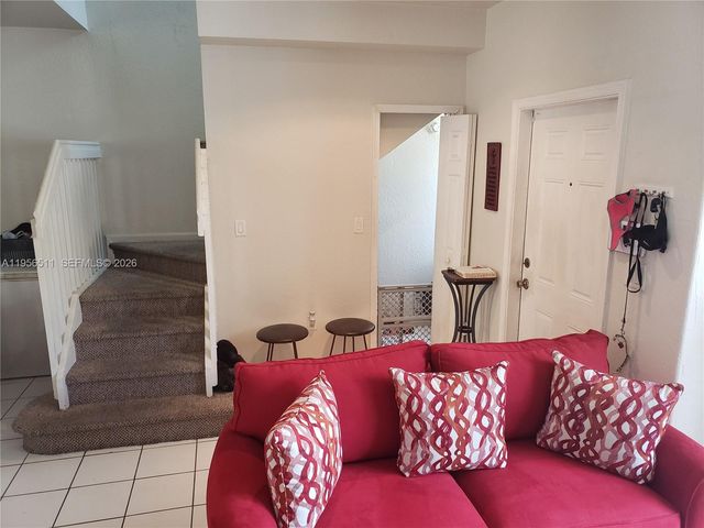 1542 SE 24th Ct 215, Homestead, FL 33035