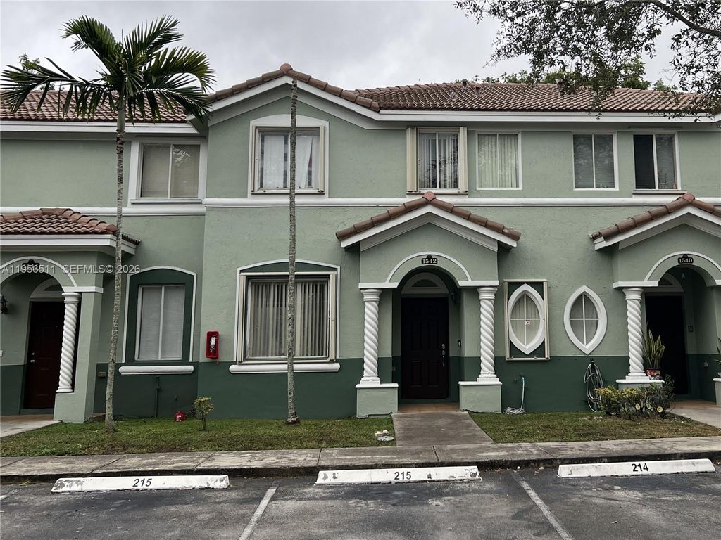 1542 SE 24th Ct 215, Homestead, FL 33035