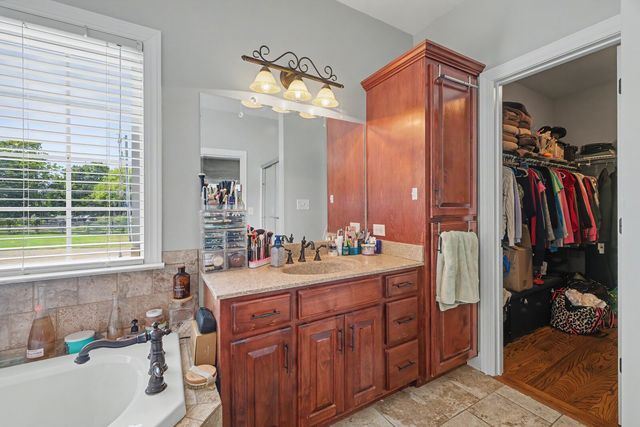 4436 Barren Plains Rd, Springfield, TN 37172