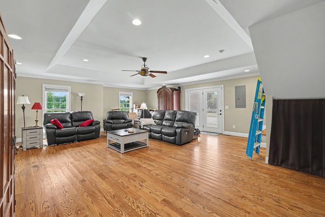 4436 Barren Plains Rd, Springfield, TN 37172