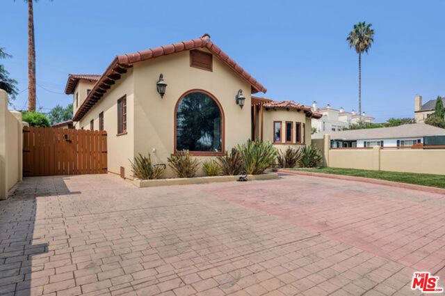 4375 Kraft Avenue, Studio City (los Angeles), CA 91604