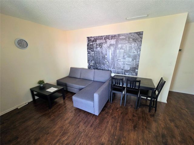 1323 83RD AVENUE N D, St Petersburg, FL 33702