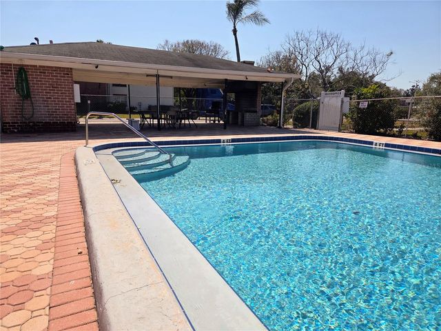 1323 83RD AVENUE N D, St Petersburg, FL 33702