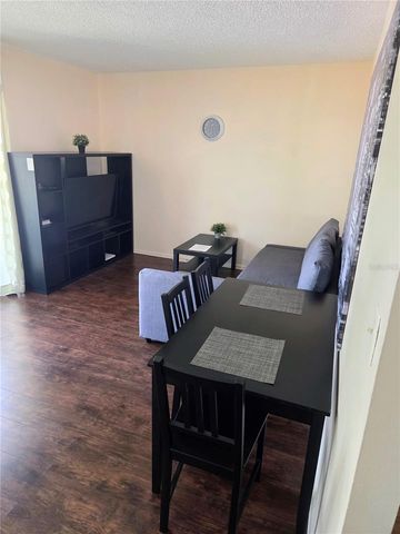 1323 83RD AVENUE N D, St Petersburg, FL 33702