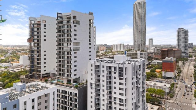 239 SW 9th Street 301, Miami, FL 33130