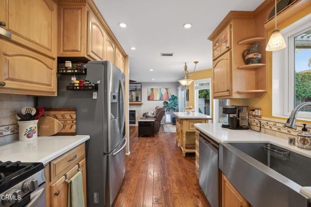 5249 Goldenridge Court, Camarillo, CA 93012