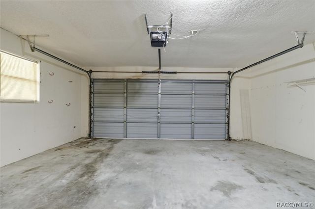 3454 N Honeylocust Drive, Beverly Hills, FL 34465