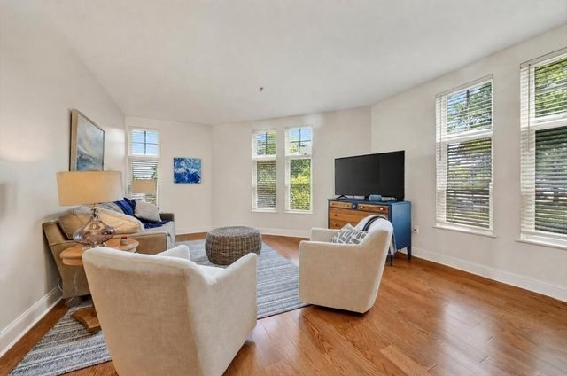 501 Commerce Drive 4-113, Braintree, MA 02184