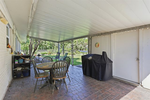 5650 Westhaven Drive, Fort Worth, TX 76132