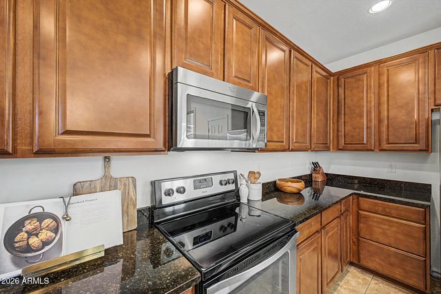 5422 W STRAIGHT ARROW Lane, Phoenix, AZ 85083