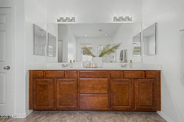 5422 W STRAIGHT ARROW Lane, Phoenix, AZ 85083