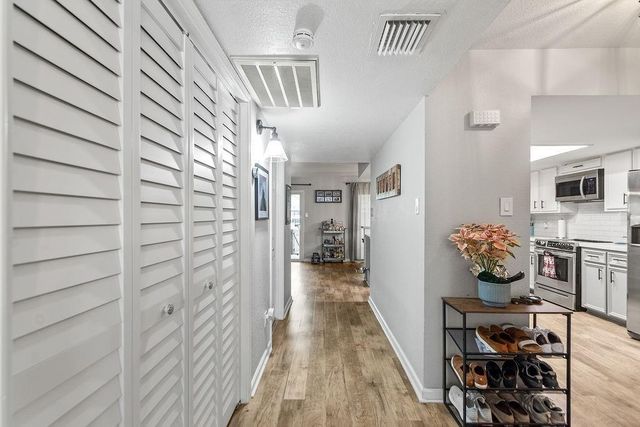 5005 Georgi Lane 64, Houston, TX 77092