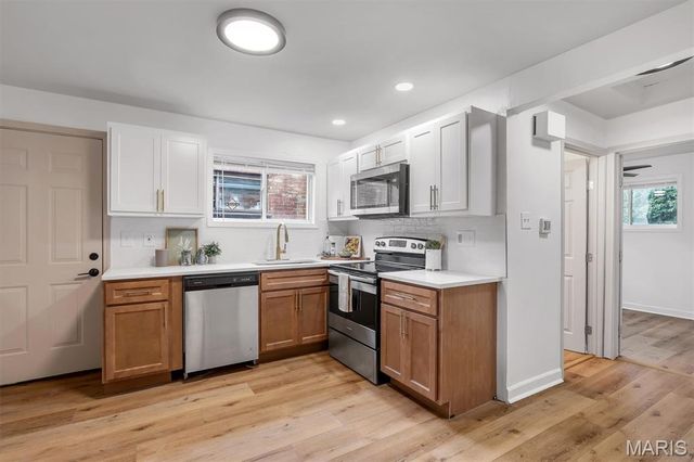 3021 Henrietta Street, St Louis, MO 63104