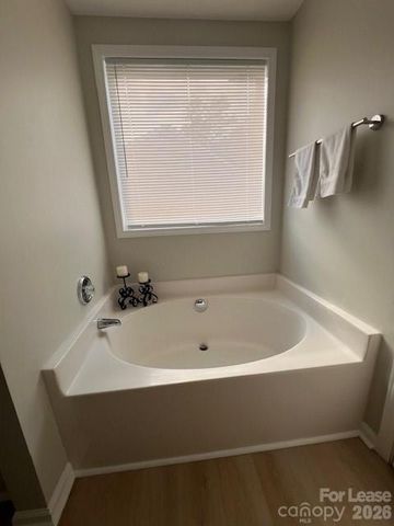 7021 Sunman Road, Charlotte, NC 28216