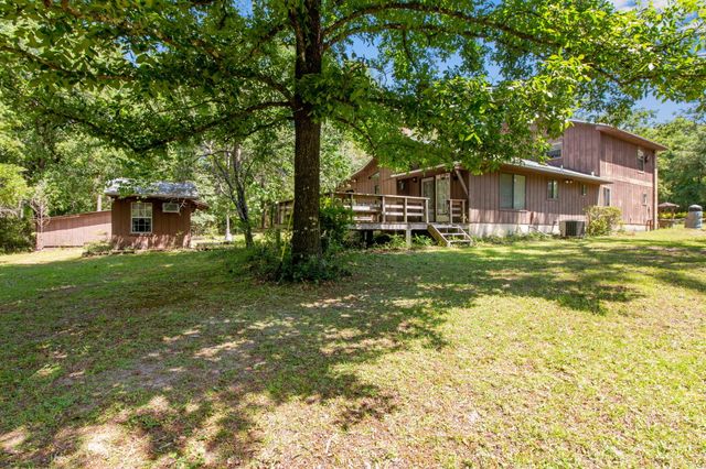 2509 S Lakeview Drive, Crestview, FL 32536