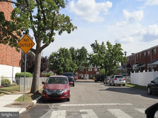 3033 DOWITCHER PL, Philadelphia, PA 19142