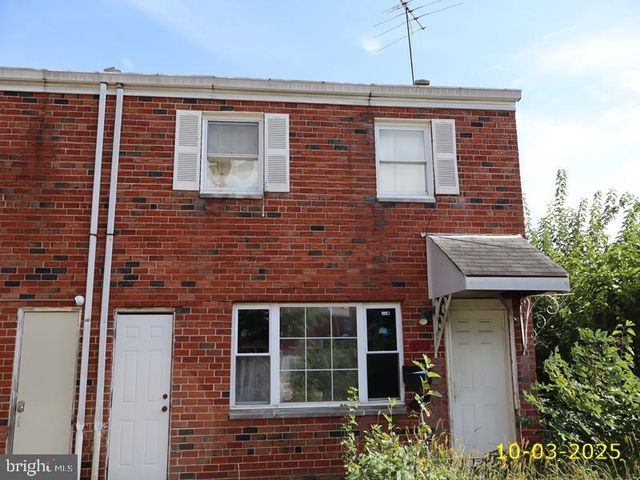 3033 DOWITCHER PL, Philadelphia, PA 19142