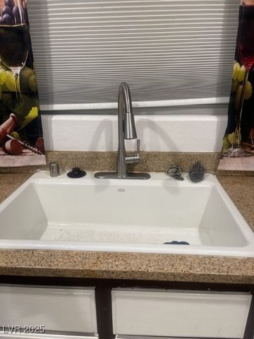 3128 Spring City Avenue, North Las Vegas, NV 89081