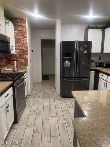 3128 Spring City Avenue, North Las Vegas, NV 89081