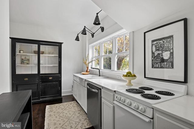 810 KINGS HWY, Lewes, DE 19958