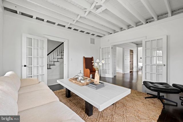 810 KINGS HWY, Lewes, DE 19958