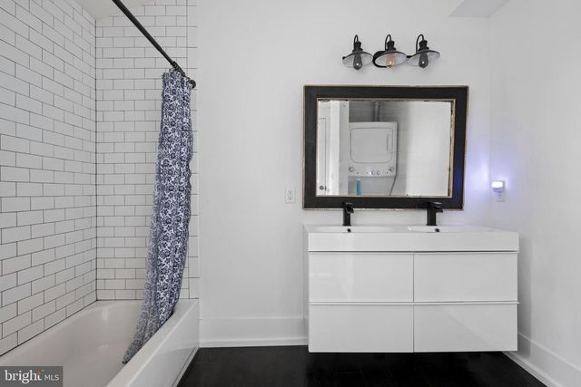 810 KINGS HWY, Lewes, DE 19958