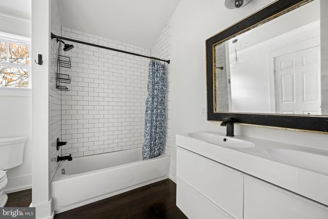 810 KINGS HWY, Lewes, DE 19958