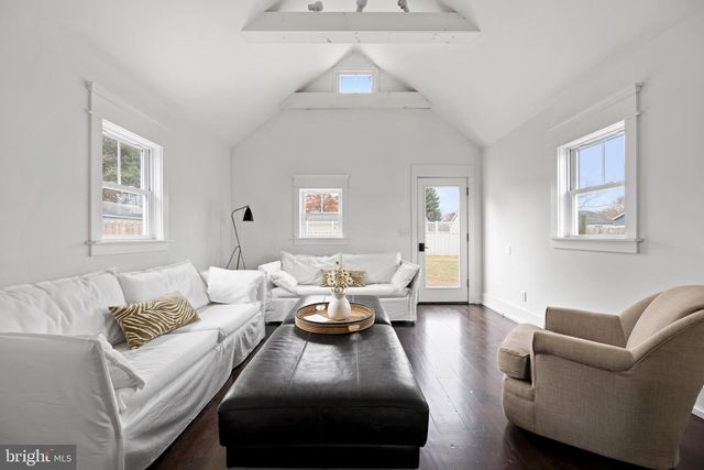 810 KINGS HWY, Lewes, DE 19958