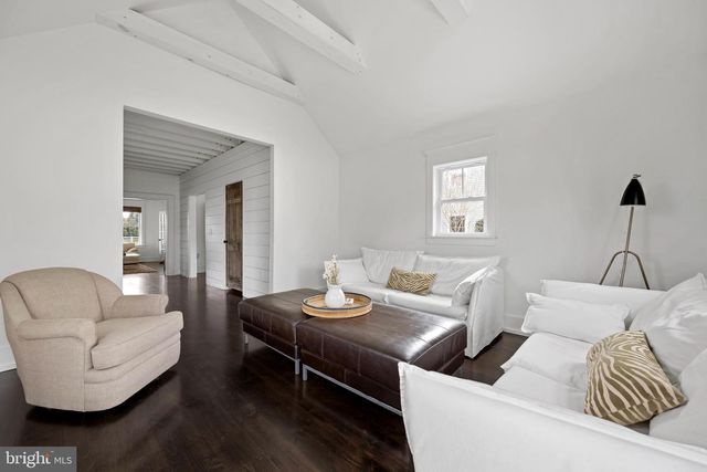 810 KINGS HWY, Lewes, DE 19958