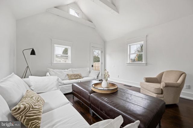 810 KINGS HWY, Lewes, DE 19958