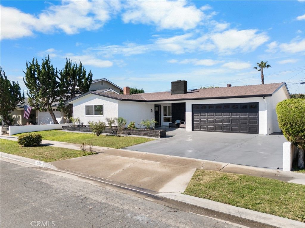 Image 3 of property listing at 13731 Claremont Street, Westminster, CA 92683