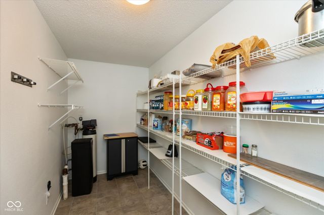 10270 Apple Blossom Circle, Fishers, IN 46038