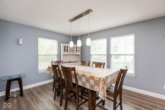 10270 Apple Blossom Circle, Fishers, IN 46038