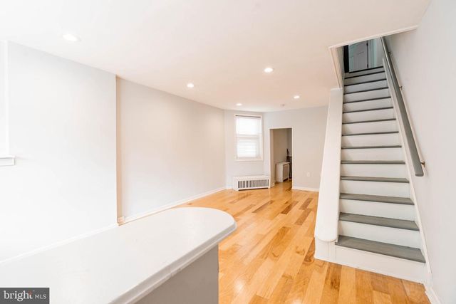 2433 3RD ST, Philadelphia, PA 19148