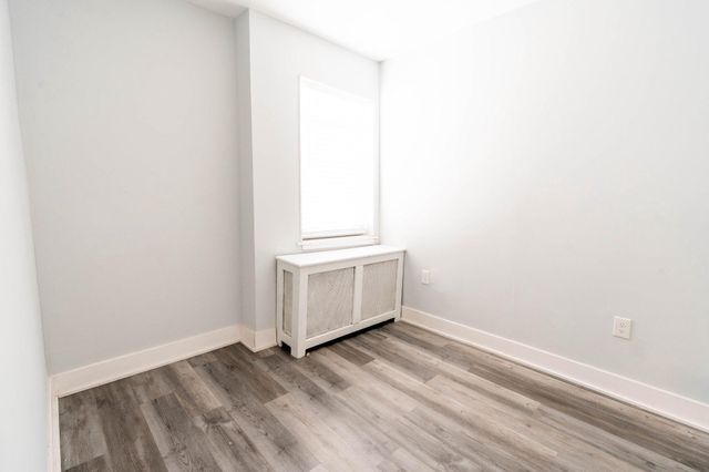 2433 3RD ST, Philadelphia, PA 19148