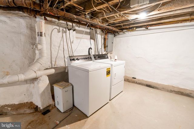 2433 3RD ST, Philadelphia, PA 19148