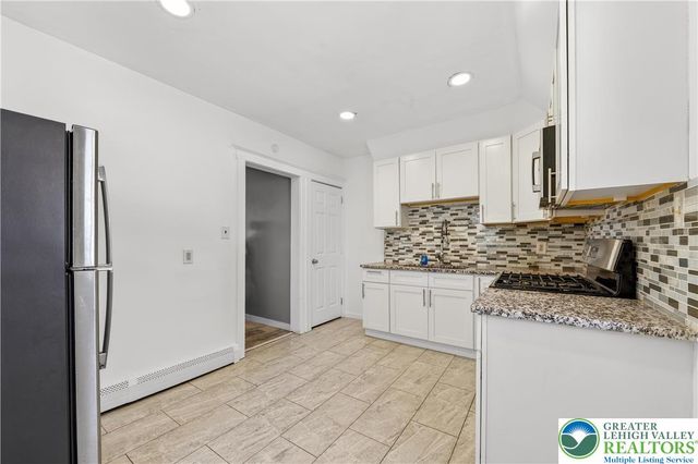 831 Wall Street, Allentown City, PA 18109