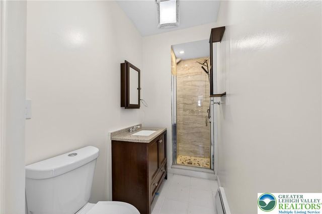 831 Wall Street, Allentown City, PA 18109