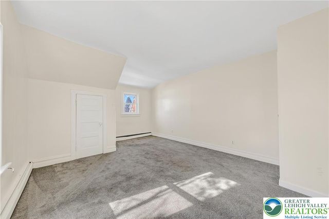 831 Wall Street, Allentown City, PA 18109