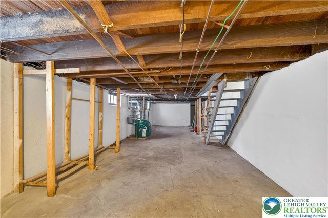 831 Wall Street, Allentown City, PA 18109