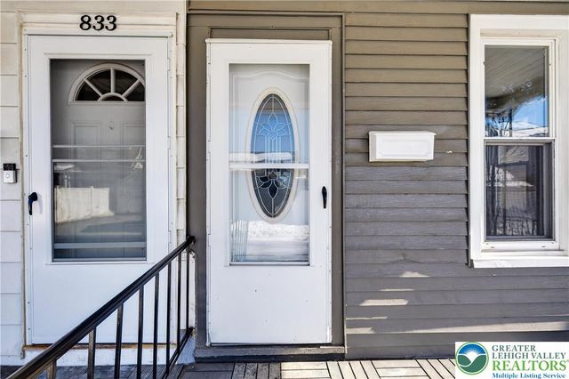 831 Wall Street, Allentown City, PA 18109