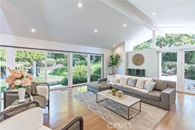 3311 Villa Mesa, Pasadena, CA 91107