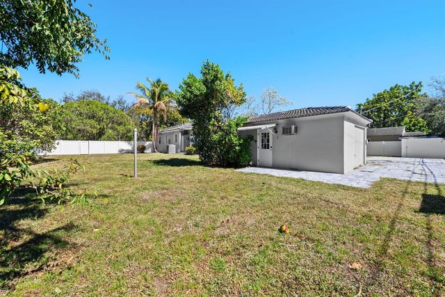 1516 Jefferson Street, Hollywood, FL 33020