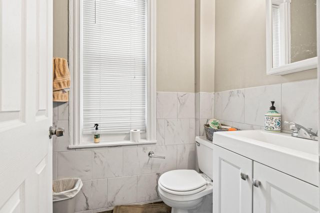 4129 WOODLAND AVE, Philadelphia, PA 19104