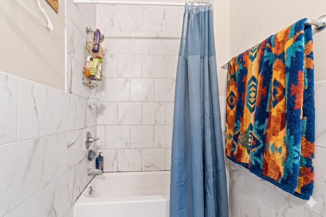 4129 WOODLAND AVE, Philadelphia, PA 19104