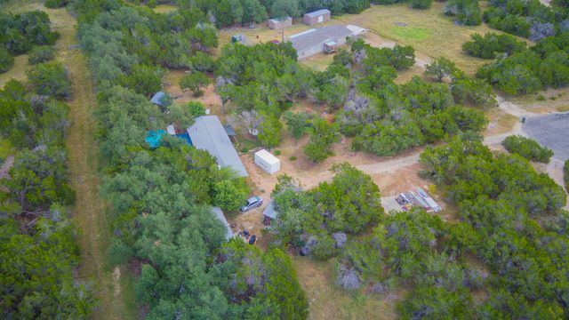 210 W Lakeshore DR, Dripping Springs, TX 78620