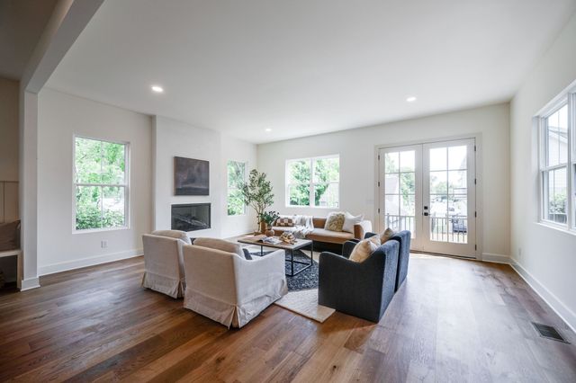 916B Strouse Ave, Nashville, TN 37206