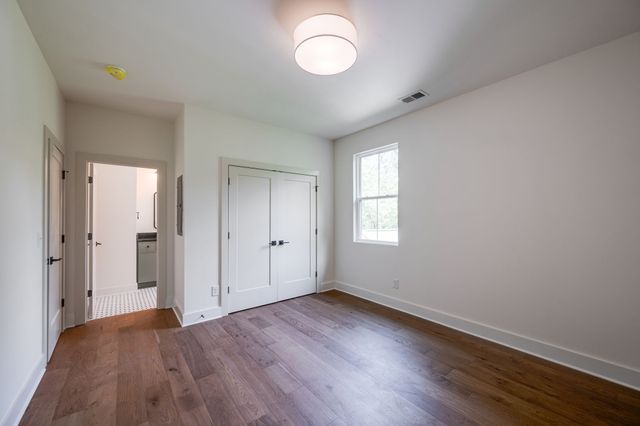 916B Strouse Ave, Nashville, TN 37206