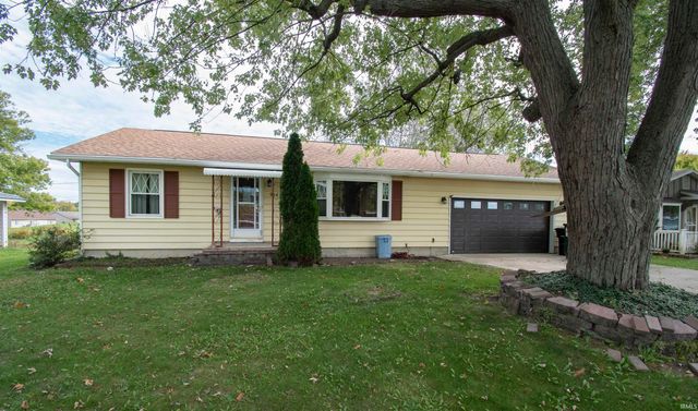 914 East Avenue, Kendallville, IN 46755