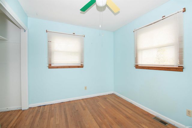 914 East Avenue, Kendallville, IN 46755